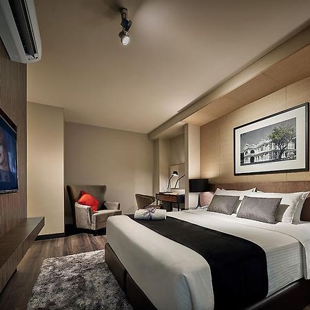 Maritime Luxury Suites George Town Exterior foto